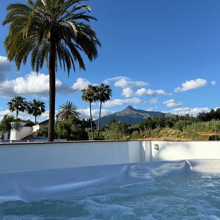 Puerto Banus Jacuzzi Close To Breath And Marbella Arena Marbellac Extérieur photo