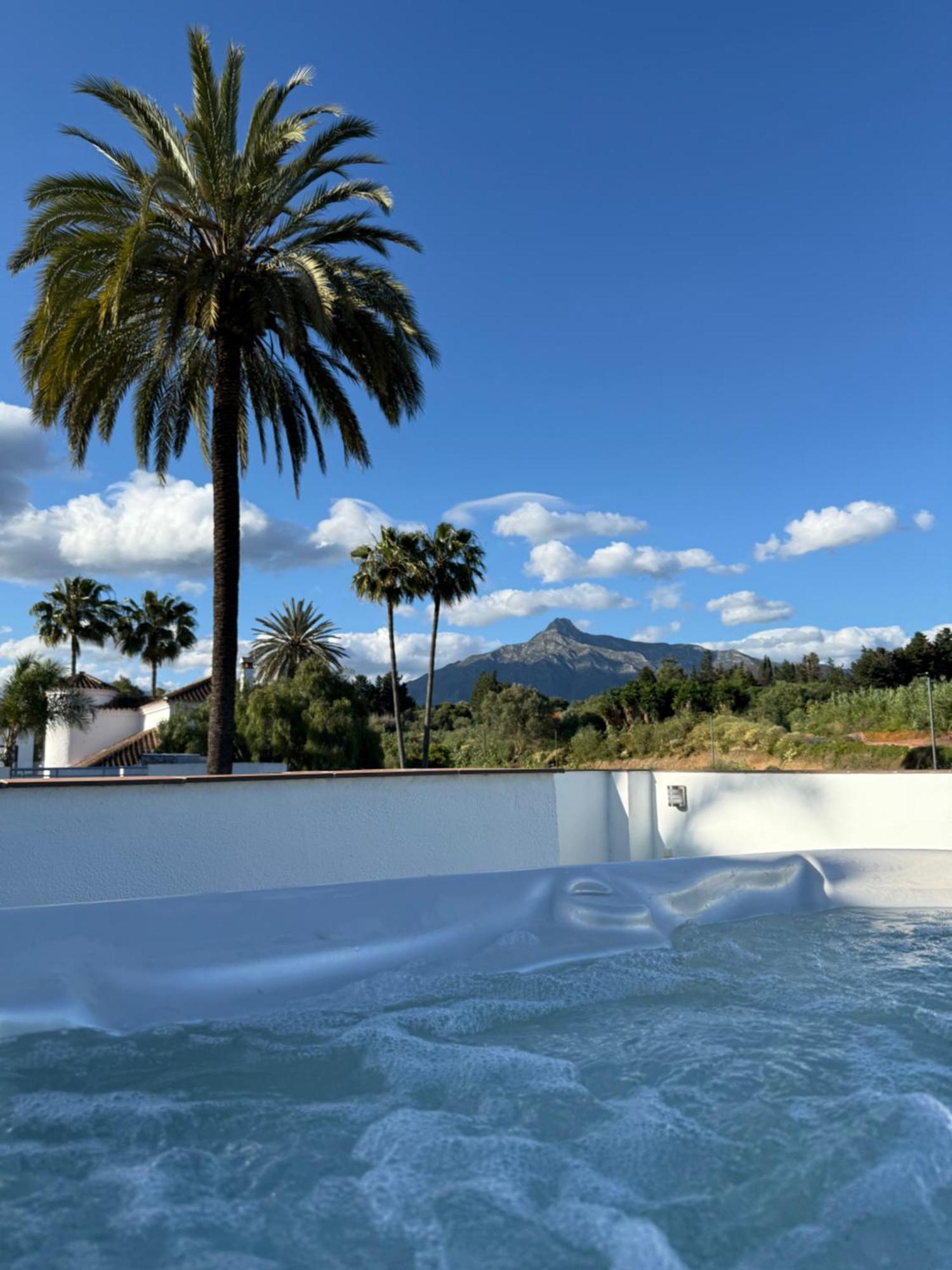 Puerto Banus Jacuzzi Close To Breath And Marbella Arena Marbellac Extérieur photo